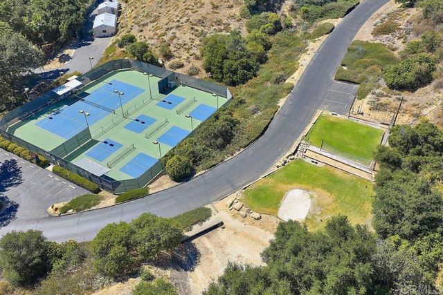 8975 Lawrence Welk Drive 446, Escondido, CA 92026