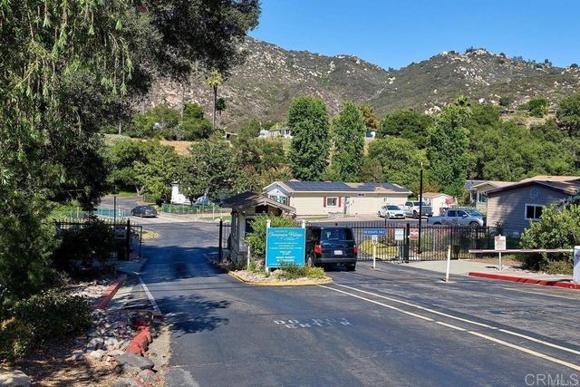 8975 Lawrence Welk Drive 446, Escondido, CA 92026