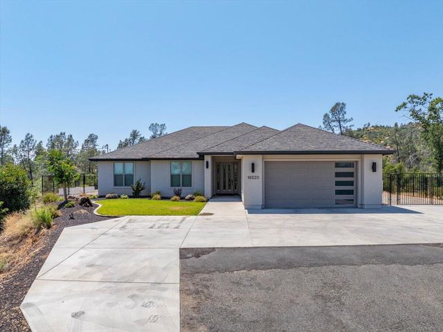 16520 Blarney Lane, Redding, CA 96001
