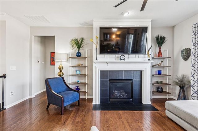 1022 SW Cheshire Drive, Lee's Summit, MO 64083