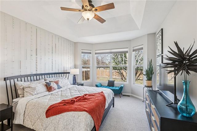 1022 SW Cheshire Drive, Lee's Summit, MO 64083