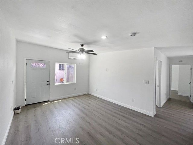 10405 S Hoover Street, Los Angeles, CA 90044