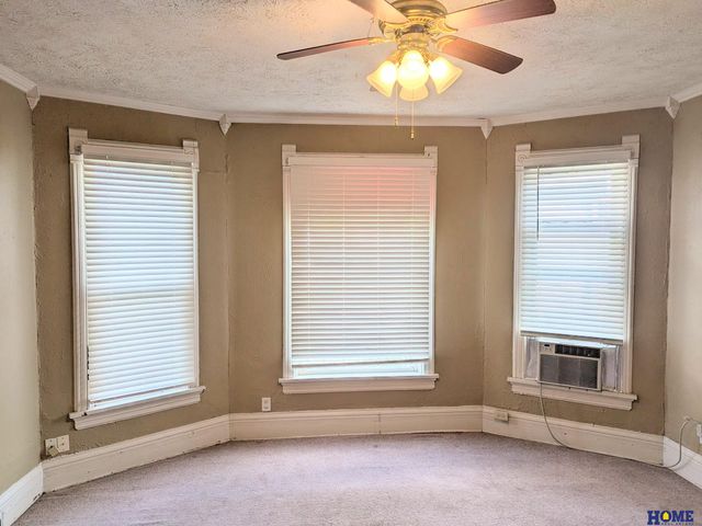 1811 S 16th Street, Lincoln, NE 68502