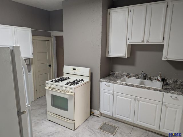 1811 S 16th Street, Lincoln, NE 68502