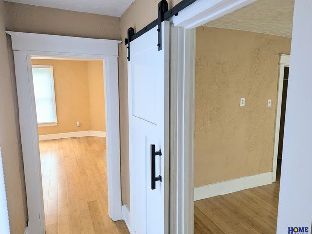 1811 S 16th Street, Lincoln, NE 68502