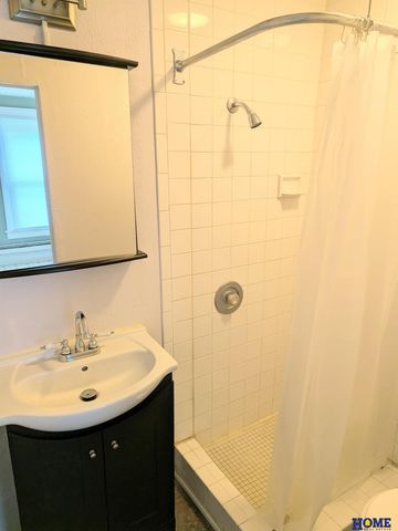 1811 S 16th Street, Lincoln, NE 68502