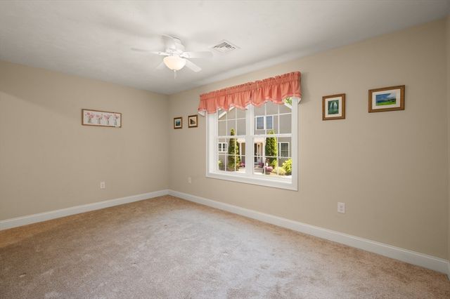 51 Luka Dr 51, Grafton, MA 01519