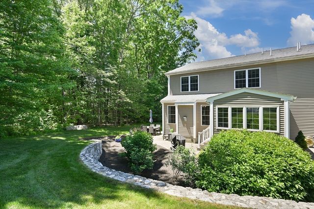 51 Luka Dr 51, Grafton, MA 01519