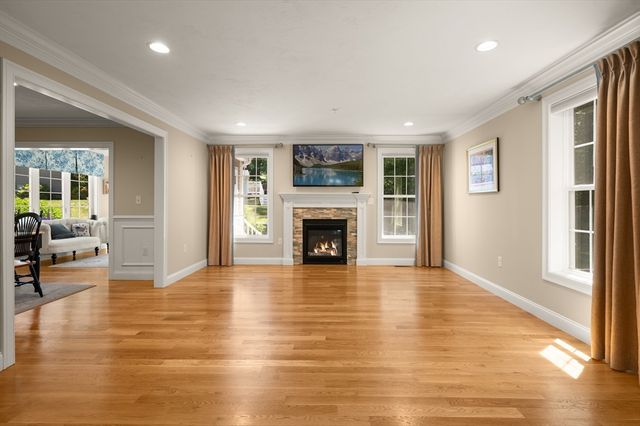 51 Luka Dr 51, Grafton, MA 01519