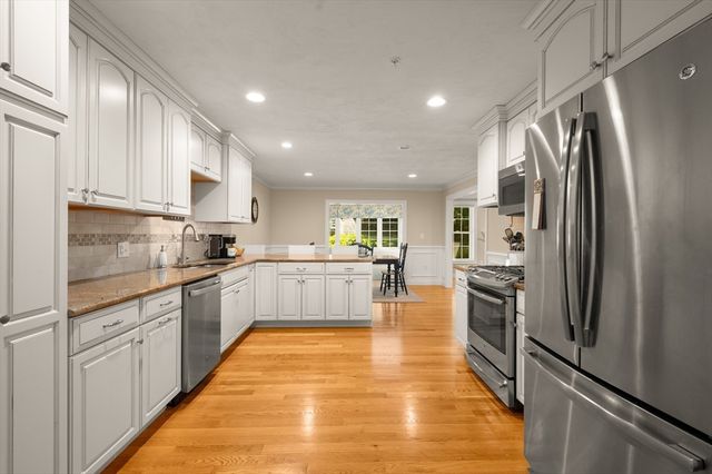 51 Luka Dr 51, Grafton, MA 01519