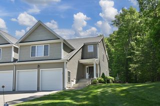 51 Luka Dr 51, Grafton, MA 01519