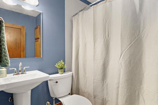 1946 E Dayton Street, Madison, WI 53704