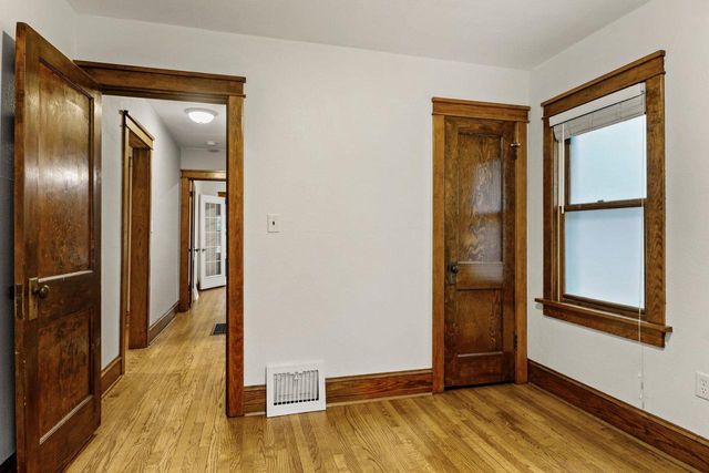 1946 E Dayton Street, Madison, WI 53704