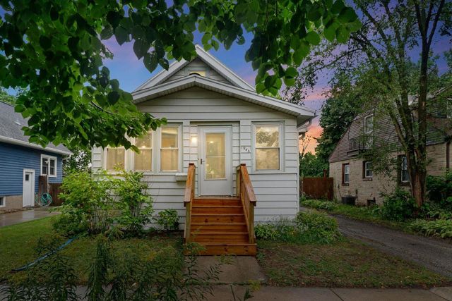 1946 E Dayton Street, Madison, WI 53704