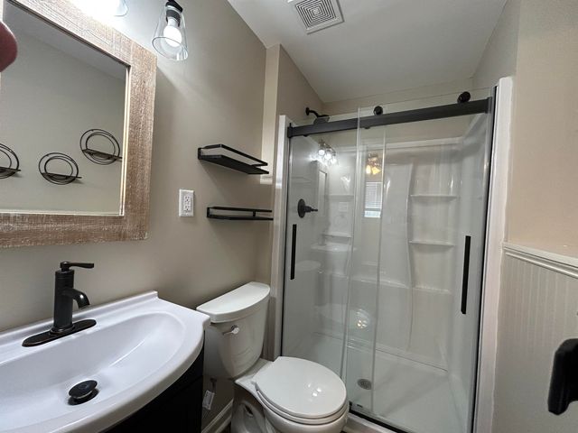 6843 AUTUMNHILL LN, Bartlett, TN 38135