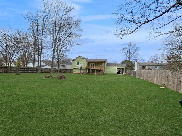 6843 AUTUMNHILL LN, Bartlett, TN 38135