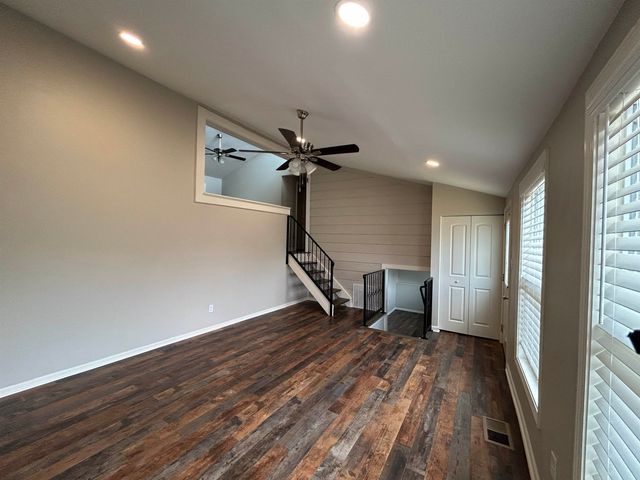 6843 AUTUMNHILL LN, Bartlett, TN 38135