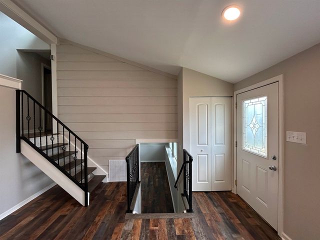 6843 AUTUMNHILL LN, Bartlett, TN 38135