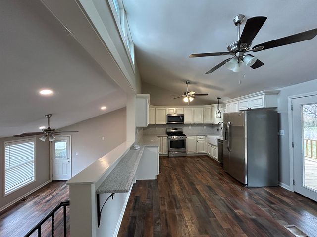 6843 AUTUMNHILL LN, Bartlett, TN 38135