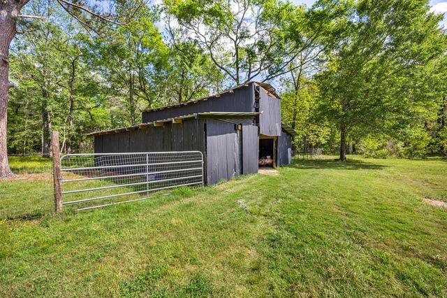 167 County Road 3185, Cleveland, TX 77327
