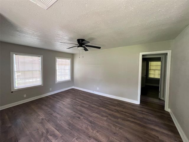 5034 Rapido Road, Houston, TX 77033