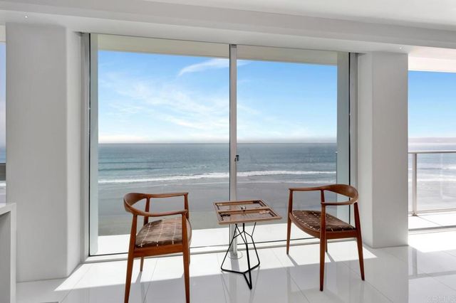 1760 Avenida Del Mundo 504, Coronado, CA 92118