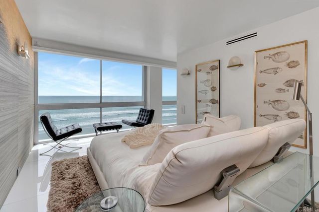 1760 Avenida Del Mundo 504, Coronado, CA 92118