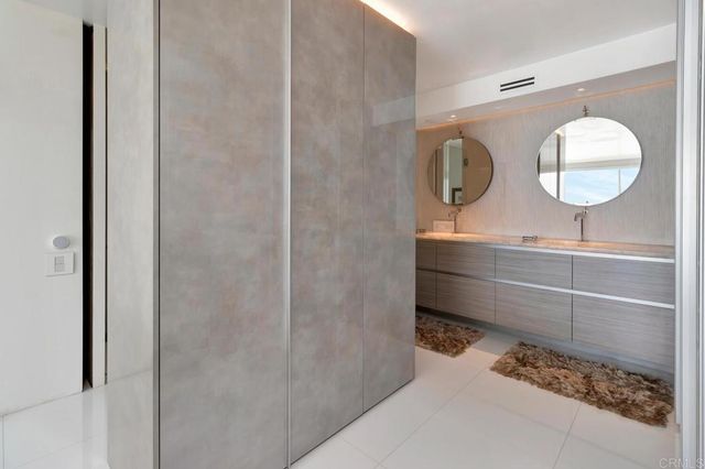 1760 Avenida Del Mundo 504, Coronado, CA 92118