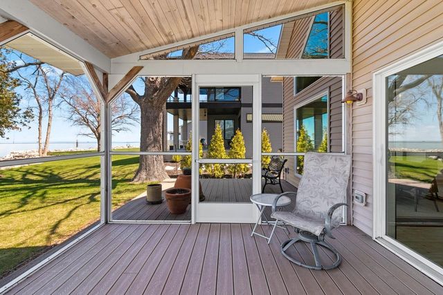 4381 ANAPAULA LANE, Green Bay, WI 54311