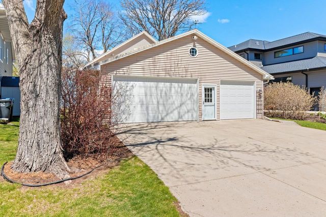 4381 ANAPAULA LANE, Green Bay, WI 54311