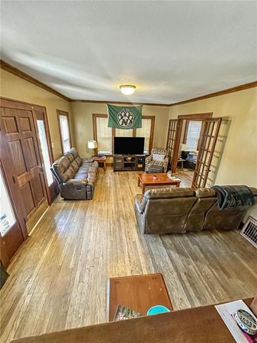 518 N BUCHANAN Street, Maryville, MO 64468