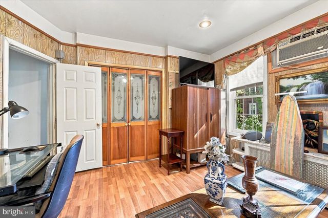 5808 ASHLAND AVE, Philadelphia, PA 19143