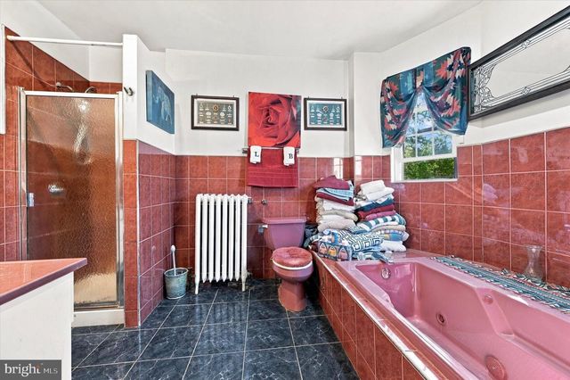 5808 ASHLAND AVE, Philadelphia, PA 19143