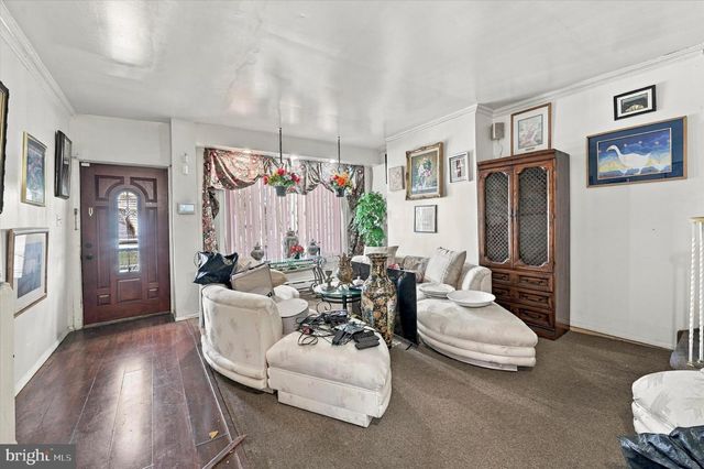 5808 ASHLAND AVE, Philadelphia, PA 19143