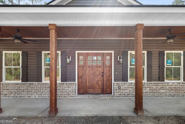 112 Dixie Drive, Springfield, GA 31329