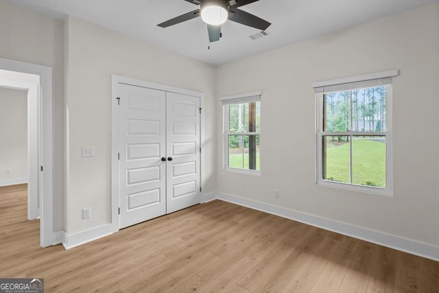112 Dixie Drive, Springfield, GA 31329