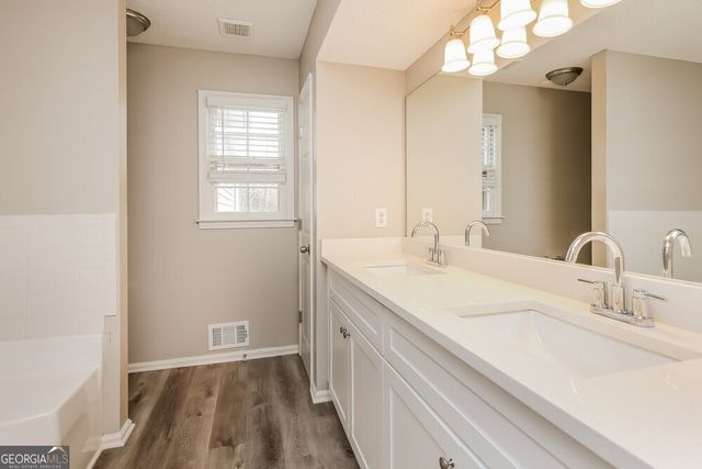 4834 Diggers Way, Sugar Hill, GA 30518