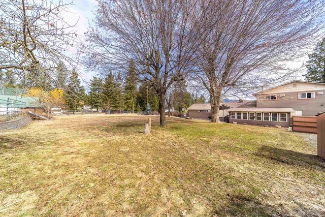 631 N Warren Dr, Newport, WA 99156