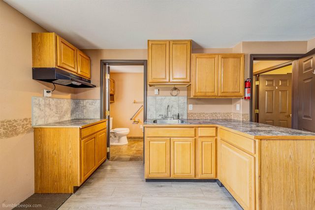 631 N Warren Dr, Newport, WA 99156