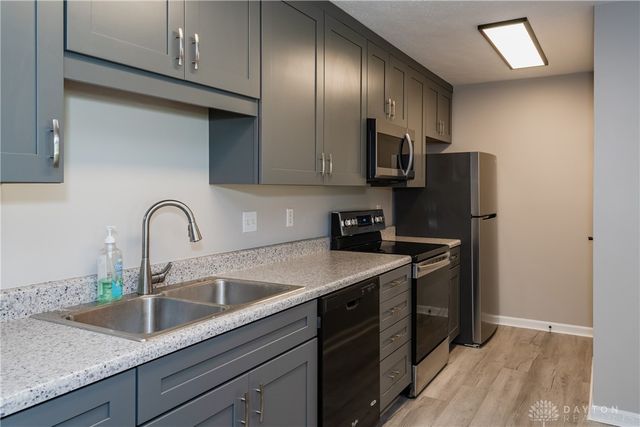 3125 Crestmont Lane 101, Beavercreek, OH 45431