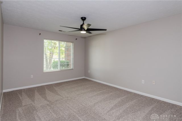 3125 Crestmont Lane 101, Beavercreek, OH 45431