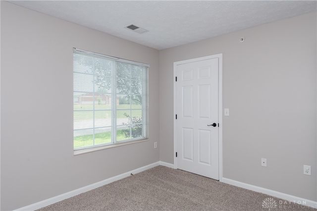 3125 Crestmont Lane 101, Beavercreek, OH 45431