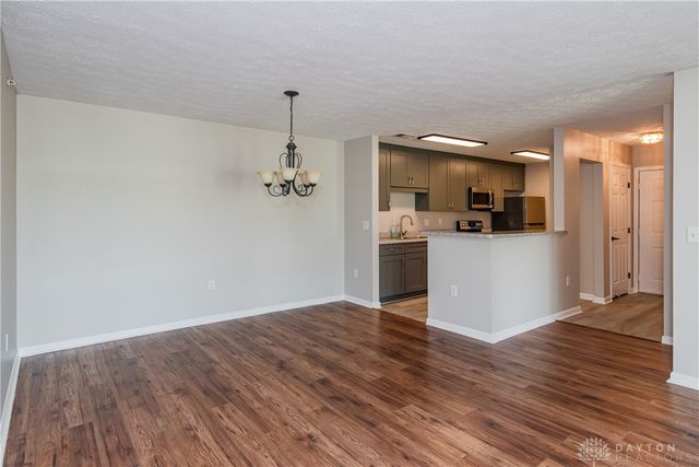 3125 Crestmont Lane 101, Beavercreek, OH 45431