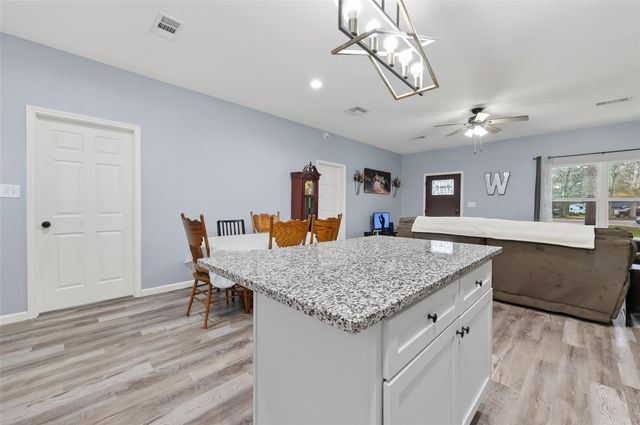 15434 Peacock Lane, Conroe, TX 77302