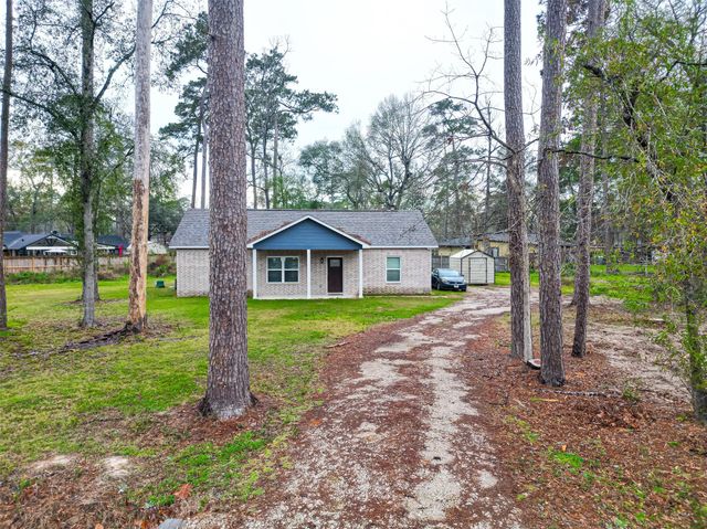 15434 Peacock Lane, Conroe, TX 77302