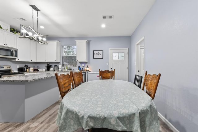 15434 Peacock Lane, Conroe, TX 77302