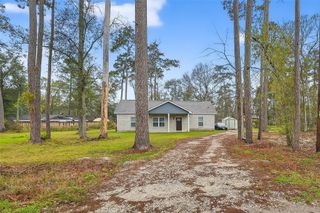 15434 Peacock Lane, Conroe, TX 77302