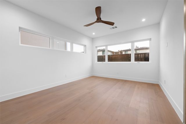 1506 Holly Avenue, Dallas, TX 75204