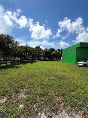 122 NW 22nd Ave, Miami, FL 33125