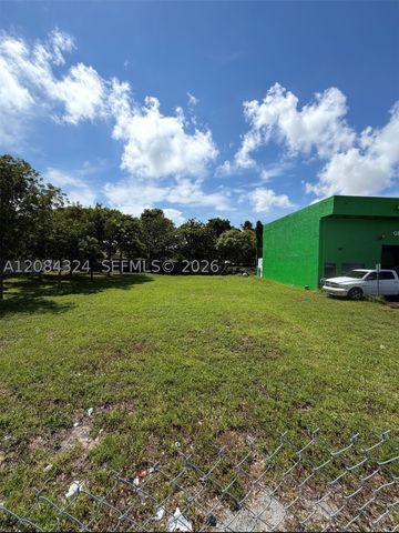 122 NW 22nd Ave, Miami, FL 33125